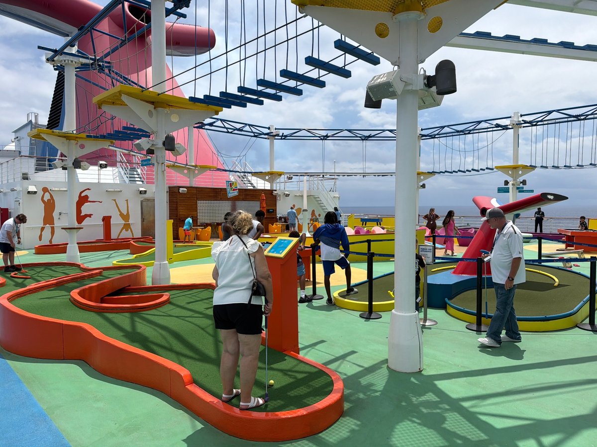 Sky Course Mini Golf